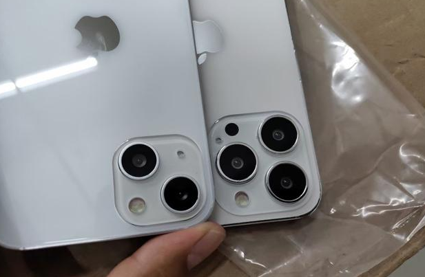 林周苹果手机维修分享iPhone 13‌机模长什么样 